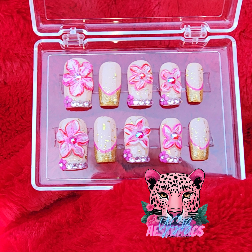 GOLDEN BLOSSOM FRENCHIES LUXURIOUS PRESS-ON NAILS